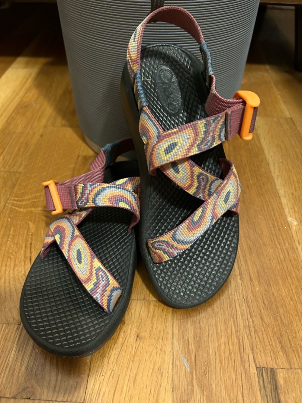 Girl’s Colorful Patterned Strap Chaco Sandals size 13